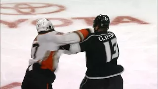 Gotta See It: 3 fights erupt in 4 seconds between Kings and Ducks