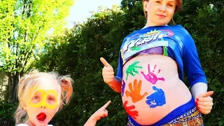 Learn Colors with Pregnant Mommy Kid Learns Colors with Finger Family Song learning colors for kids