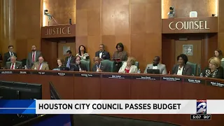 Houston city council passes budget