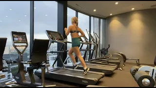 Hotel vlog *( nearly died on the treadmill)*