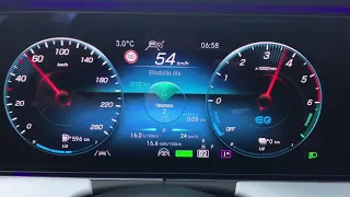 Mercedes-Benz E 300 de sound and acceleration