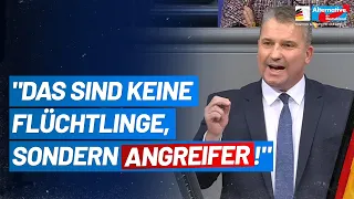"Das sind keine Flüchtlinge, sondern Angreifer!" - Martin Hess - AfD-Fraktion im Bundestag