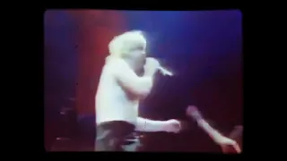 Ozzy Osbourne I don’t know small clip from the bark at the moon tour 1984