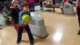 Bowling in NJ - Friendship Circle - Feb 2014 - qnqnqhqh qnqnqhqh2