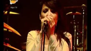 Aylin Aslım - Gülyabani (Vodafone Free Zone Canlı Performans)