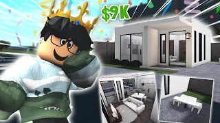 building a BLOXBURG MODERN NO GAMEPASS HOUSE WITH ONLY $9,000...