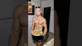 Saitama love eating 🥣