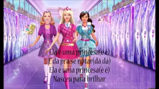 Ela É Uma Princesa - Barbie