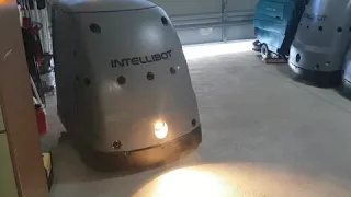 INTELLIBOT HYDROBOT FLOOR SCRUBBER