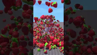 raining SPAGHETTI, STRAWBERRIES and SNOW in roblox #shorts