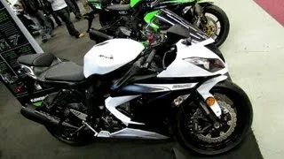 2013 Kawasaki Ninja ZX-6R - Walkaround - 2013 Montreal Motorcycle Show