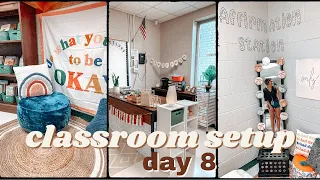 CLASSROOM SETUP day 8!// first year teacher