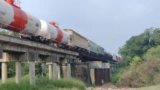 Union Pacific. BNSF. Manifest train. Refugio, Texas. 5/27/24