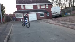 Epic ramp mongoose bike with drift