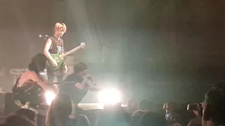 One Ok Rock - Taka stops the song to ask for a fans health!