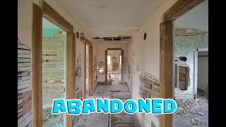 Exploring a Hidden Abandoned Farm House!! (ABANDONED 40 YEARS!)