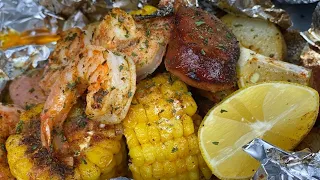 Easy Oven Shrimp Boil!  How to Make Shrimp Boil Foil Packets in the Oven