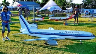 STUNNING GIANT XXXL RC LOCKHEED L-1011 TRISTAR SCALE MODEL TURBINE JET AIRLINER FLIGHT DEMO