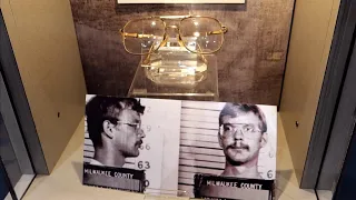 MANSON's Guitar, Dahmer Glasses, Bundy Typewriter & Gacy Clown Suits