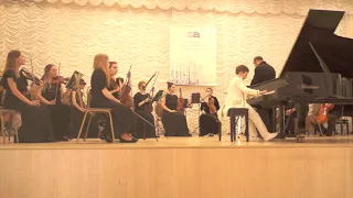 Концерт для фортепиано с оркестром Иван Митюшов 9 лет  Гайдн ре мажор 1 часть