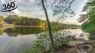 360° VR Picture+: Chilling by the Lake