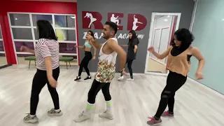 Hadise - Düm Tek Tek Zumba / Hacı İlcan