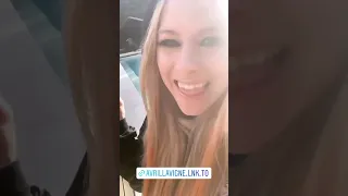 Avril Lavigne - Love Sux (Snippet)