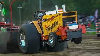 Tractor Pulling 2023: Light Super Stock Tractors. Wisner, Nebraska. Thunder By The River