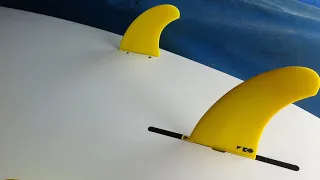 SUPboarder quick SUP tip / How to line up a US fin bolt