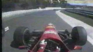 Estoril 1996 - Villeneuve overtakes Schumacher on the outside