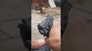 Pistola airsoft  co2 taurus top