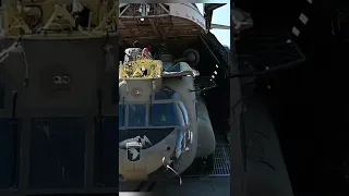 load and unload Chinook 47 into C-5M Super Galaxy #shorts