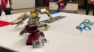 フラウ対メタリックファイター【ROBO-ONE認定大会4kg級】自作二足歩行ロボットバトルBiped robot battle