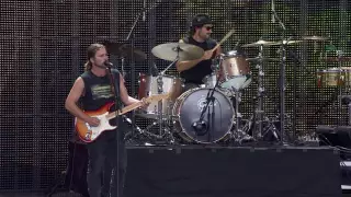 Lukas Nelson & Promise of the Real "Ugly Color" (live at Farm Aid 2016)