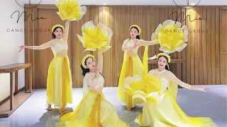 Mia Dance Group | Múa Những Cánh Hoa Xuân | Đêm Gala Rẽ Sóng Rich Media Group