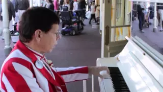 Disney Magic Kingdom's Ragtime Piano Player Jim
