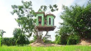 Build Amazing Beautiful Tree House Villa Using Mud by Ancient Skills