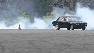 BMW e12 drift on BMW Meet