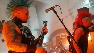 The Casualties - For the Punx (live)