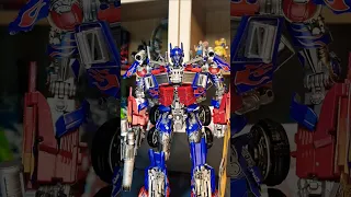 Truly a Masterpiece!!! #shorts #transformers #optimusprime #weijiang #thunderleader #mpm04 #toys