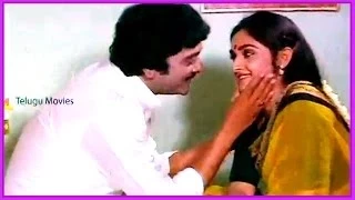 Krishnam Raju & Jaya Pradha Lovely Scene - In  Pralaya Rudrudu Telugu Movie