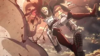 The Commander Erwin Smith loses his arm and saves Eren | Attack on Titan Season 2