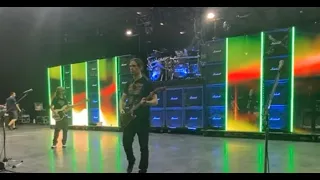 MEGADETH's Kiko Loureiro posts video of band rehearsing for Metal Tour Of The Year