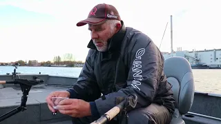 Vissen met de pen en doodaas op snoekbaars - Angeln auf Zander mit  einem toten Koderfisch live Biss