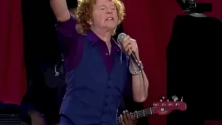 Simply Red - Holding Back The Years (Live from Budapest)