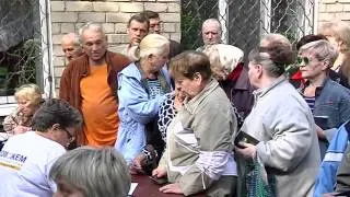 Жители Киевского Района Донецка получают помощь от Гуманитарного Штаба Рината Ахметова