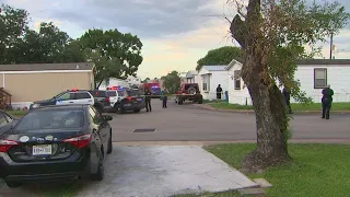 1 dead, 3 injured during shootout between neighbors at SE Houston mobile home park, HPD says