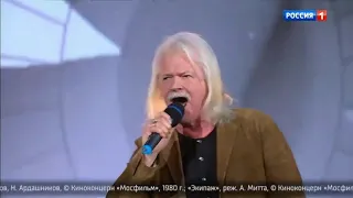 HIT / Трава у дома ft. Сергей Скачков