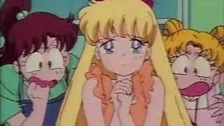 minako thinks she cuts of her finger