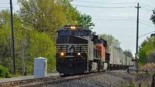 NS 205 with a p5 horn and BNSF es44c4 Trailing in Mentor Ohio